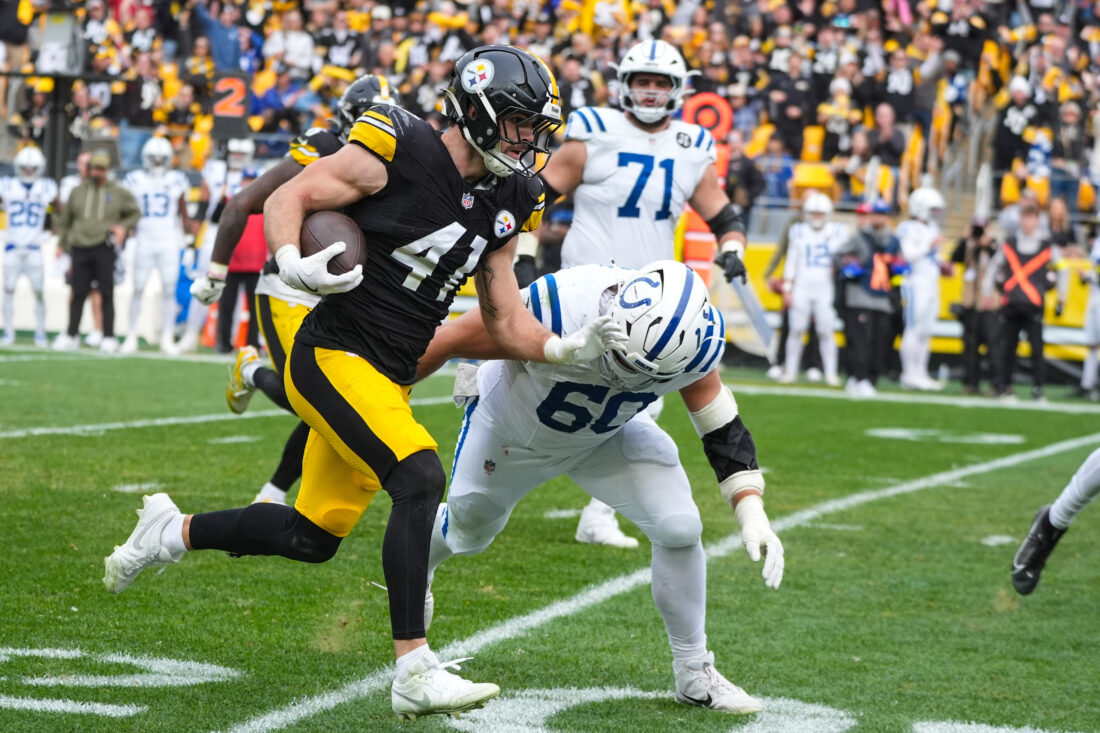 Steelers D forces 6 turnovers in upset of Colts